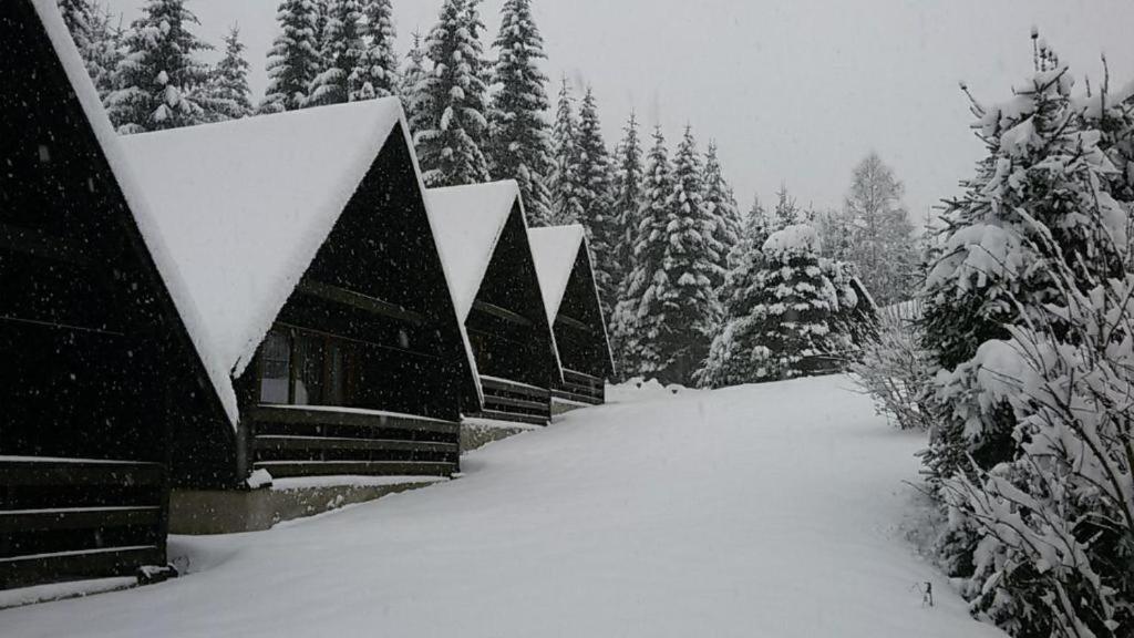Hotel Maredis Rero Korenov Exterior photo